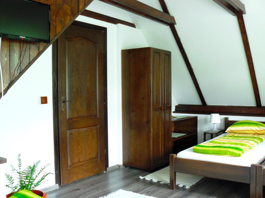 Hotel Casa Demeter Rimetea Esterno foto