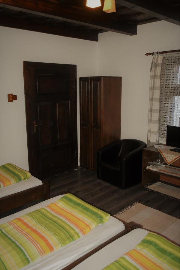 Hotel Casa Demeter Rimetea Esterno foto