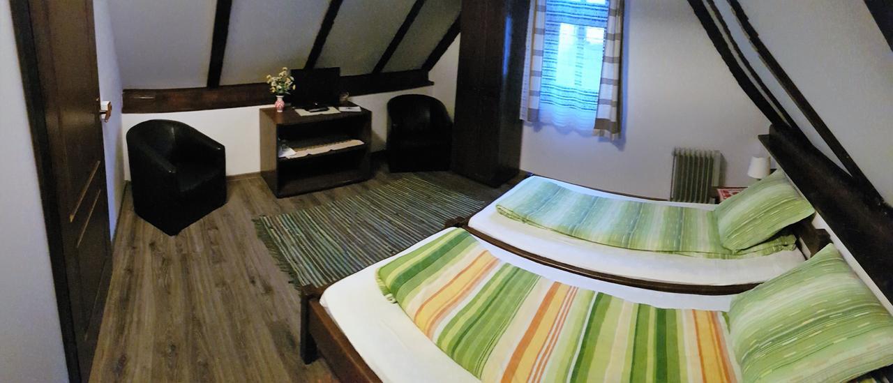 Hotel Casa Demeter Rimetea Esterno foto